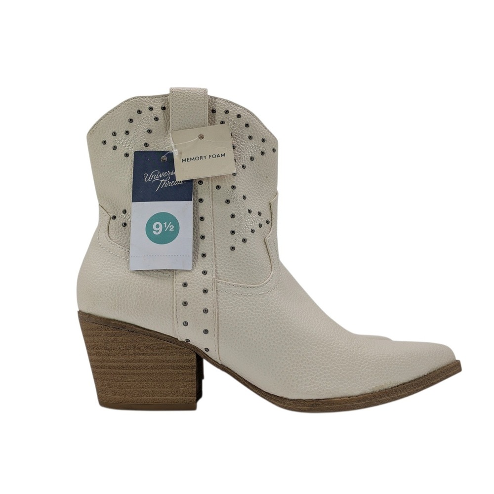 Universal Thread Twyla Off White Studded Western Ankle Boots Womens 9.5 NWT